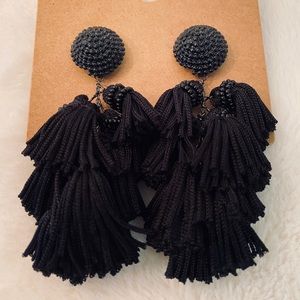 FOREVER 21 TASSEL EARRINGS